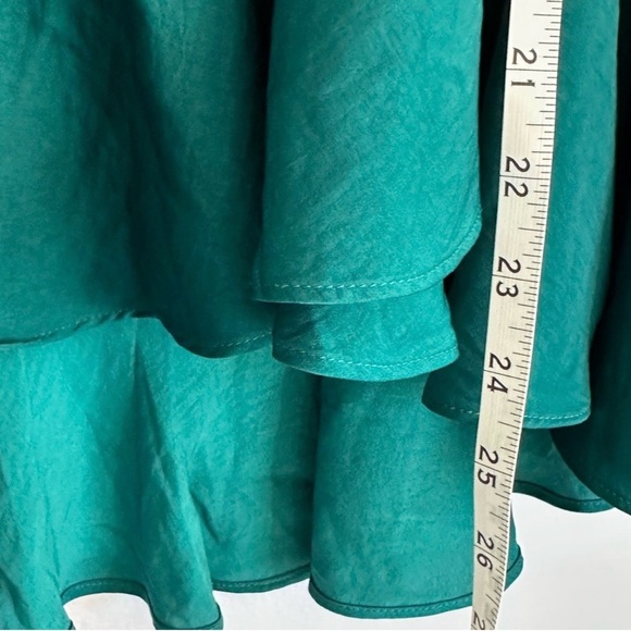 Express Emerald Green Ruffle Long-Sleeve Mini Dress - Picture 2 of 9